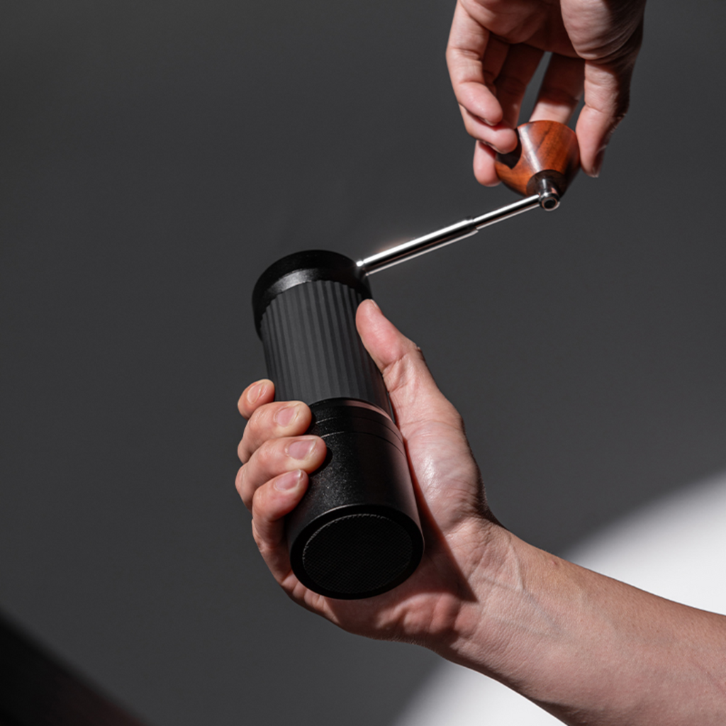 Manual Coffee Grinder with 7-Star Stainless Steel Conical Burr, 36 Adjustable Grind Settings, 90° Foldable Handle, Portable Hand Espresso Grinder, Non-Slip Grip, 25g Capacity (Black)